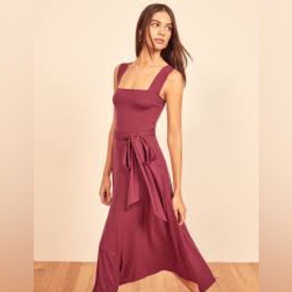 Reformation Helina Dress in Aubergine